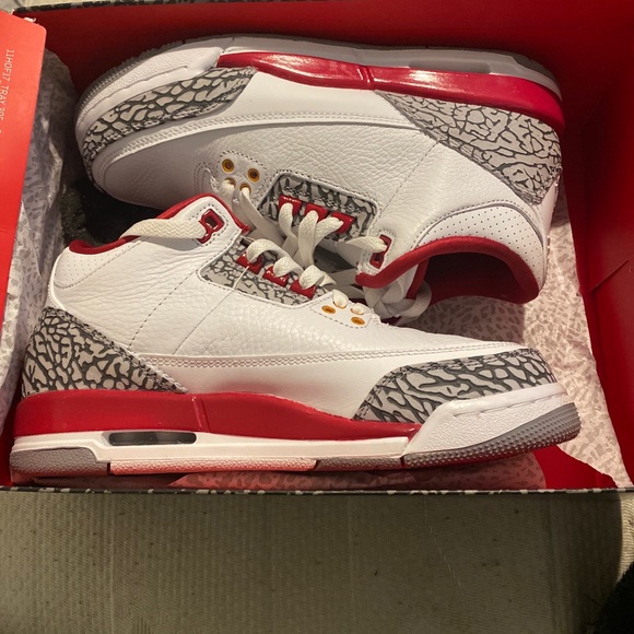 Air Jordan 3s Cardinal Red - Picture 4 of 12